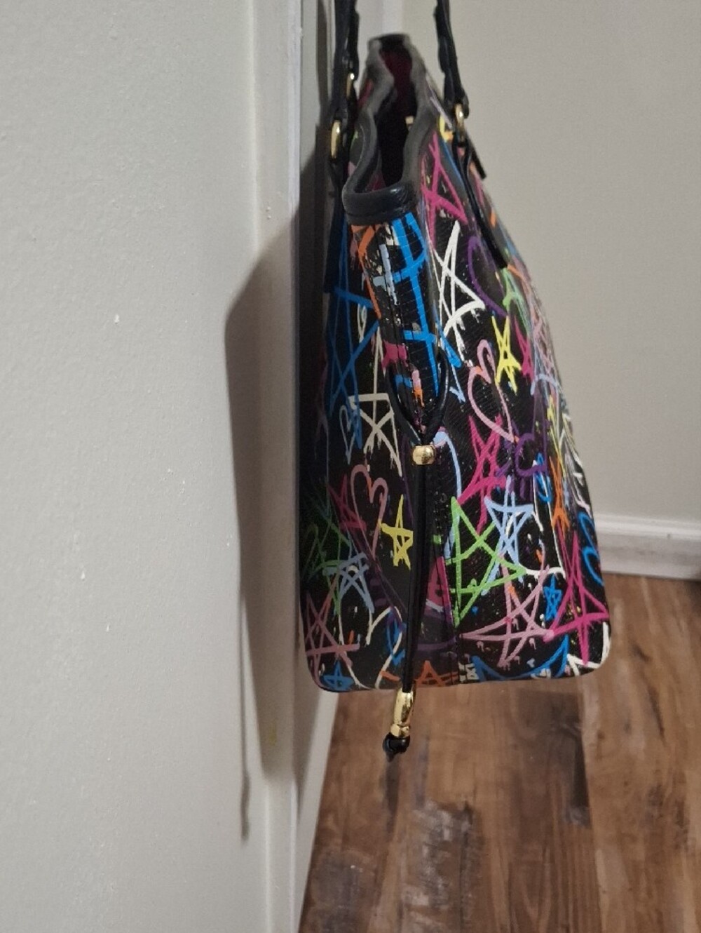Betsey Johnson Black Multicolor Graffiti Heart Tote - Picture 5 of 15